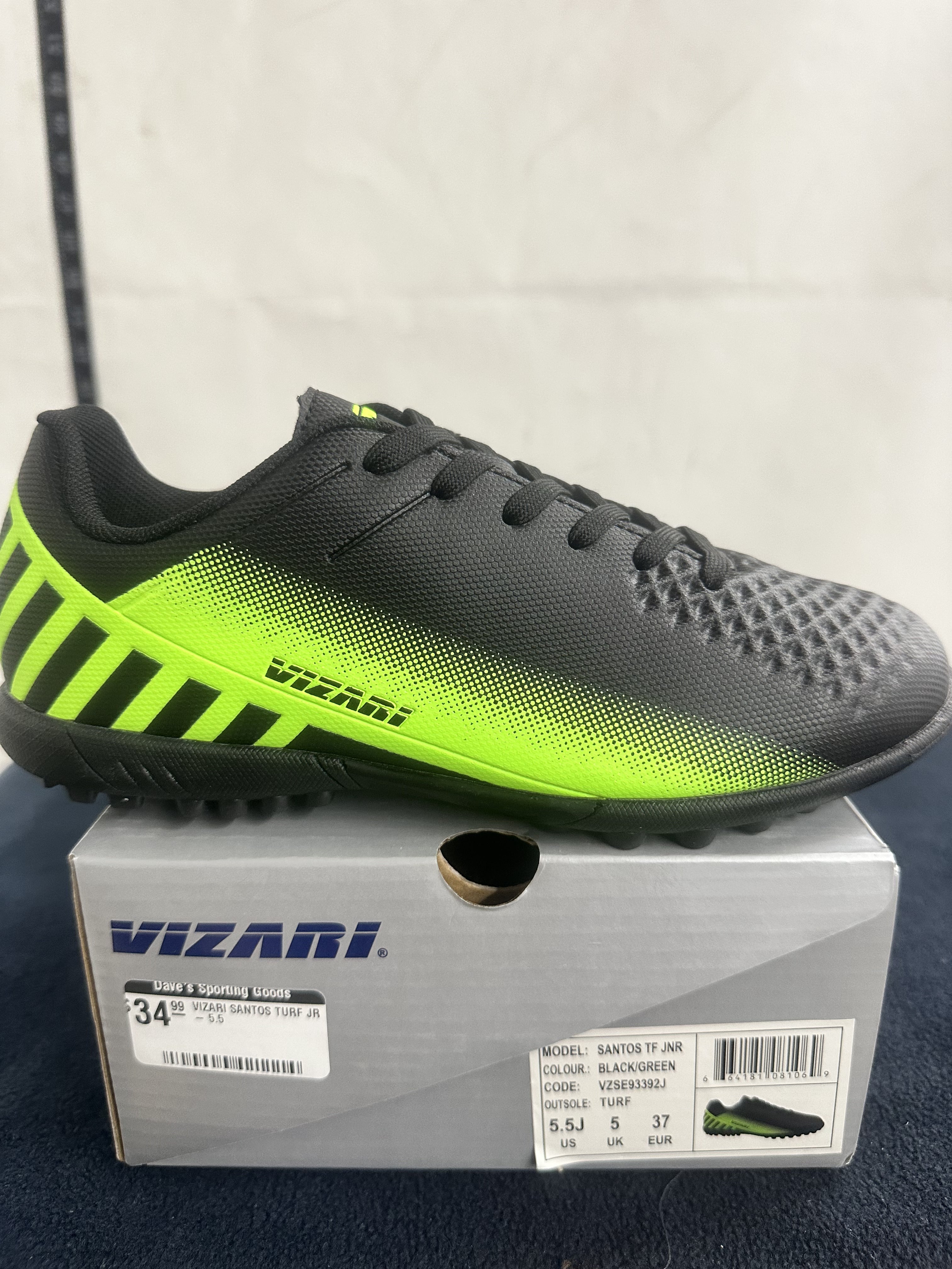 Vizari Santos TF Junior Turf Soccer Shoes – Black/Green – Size 5.5J
