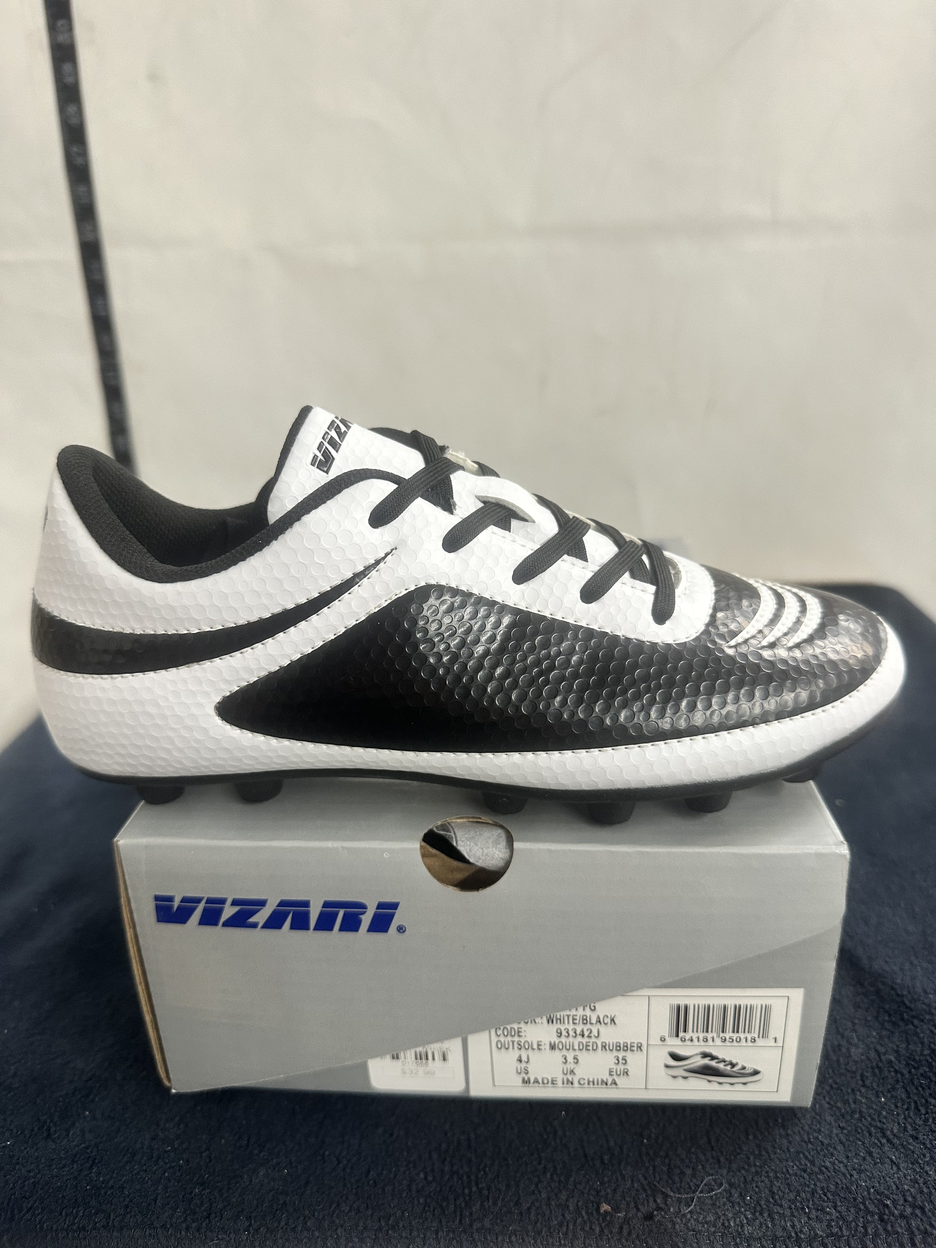 Vizari Infinity FG Soccer Cleats – White/Black – Youth Size 4J